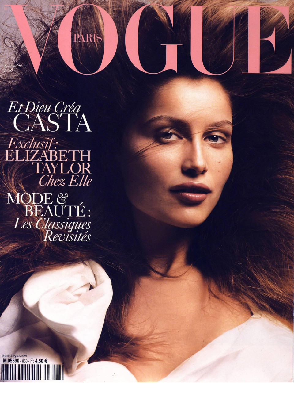 lui  magazine Laetitia　Casta Laetitia Casta is the Cover Star of Vogue France March 2022