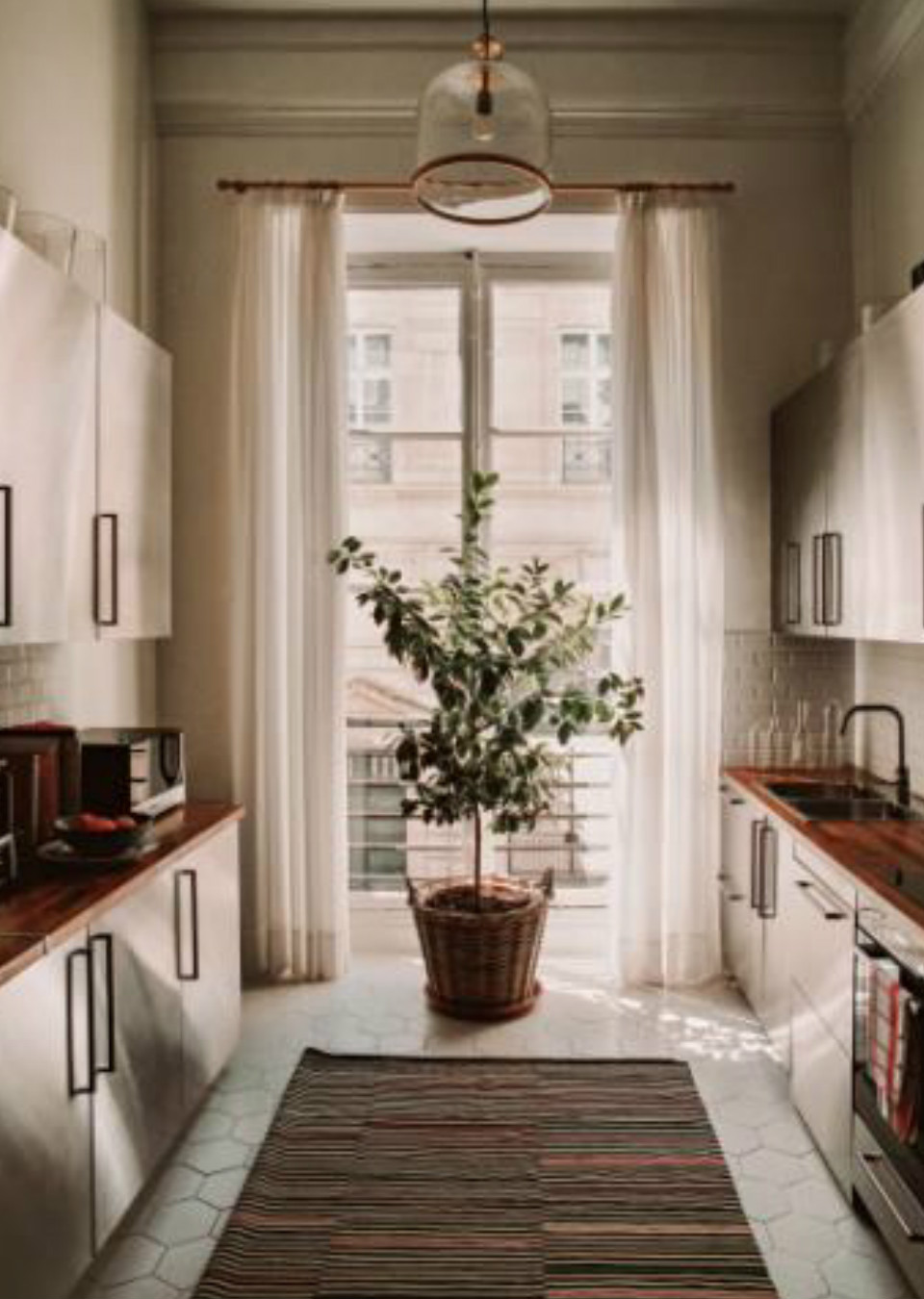 Demo title of image 4